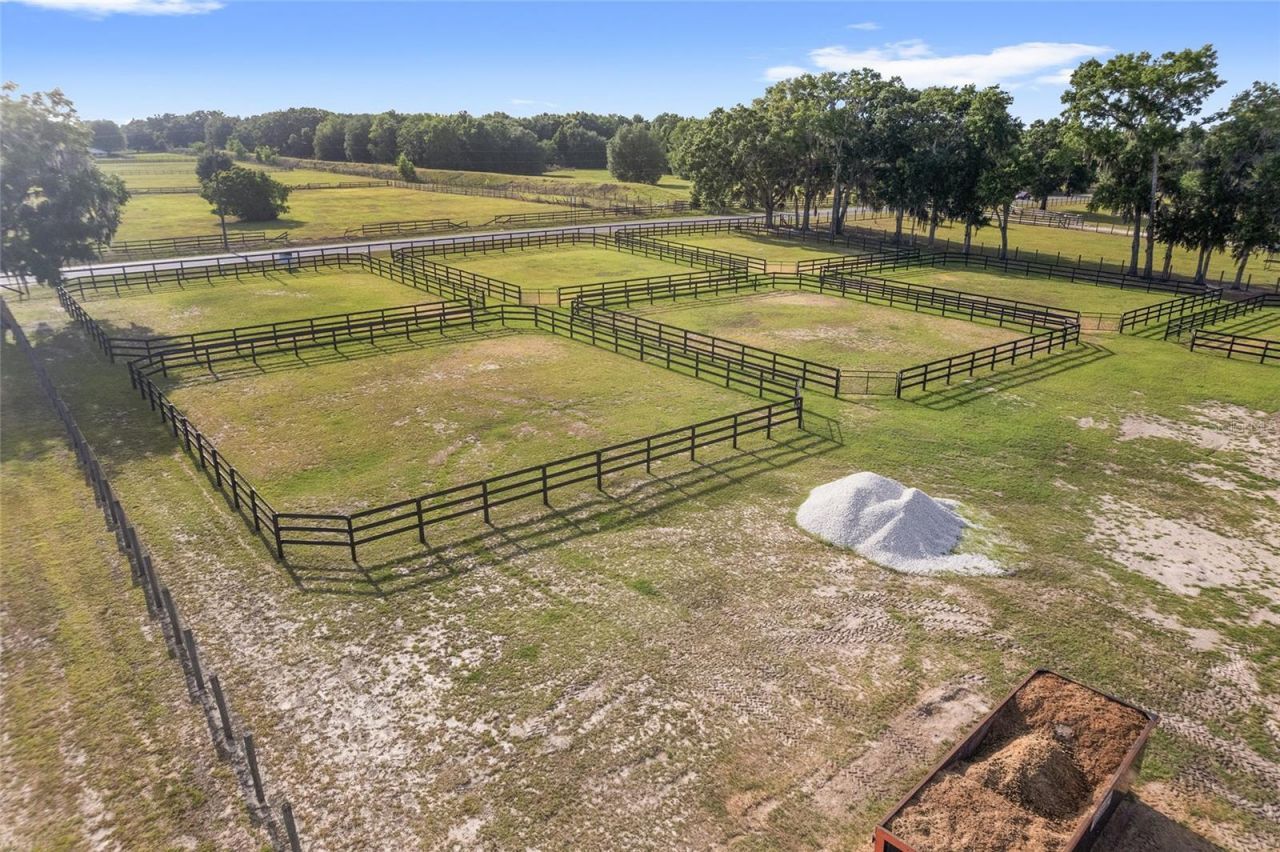 663 NW 80th Avenue, Ocala, FL 34482 Photo