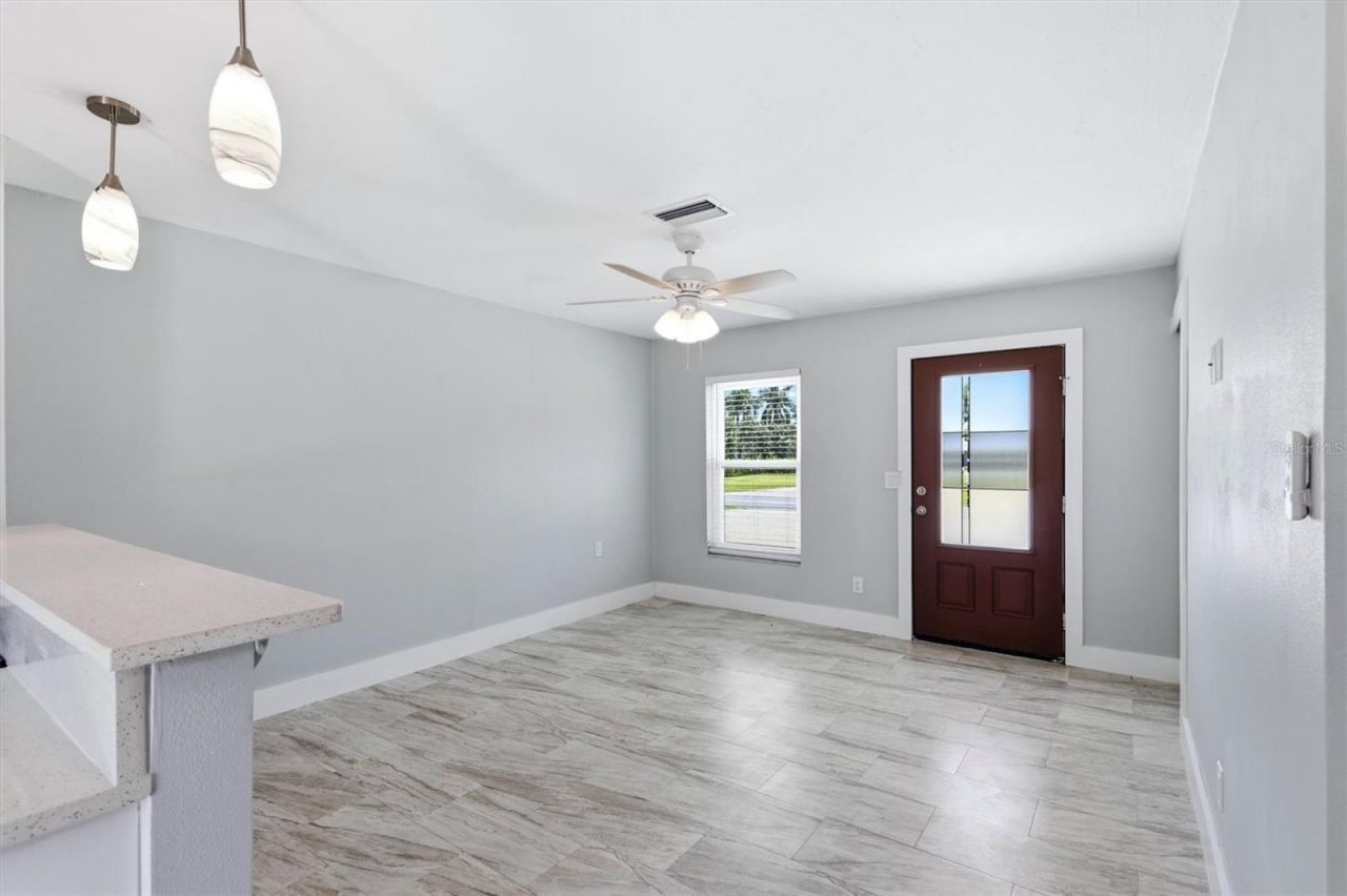 10121 46th Avenue W, Bradenton, FL 34210 Photo