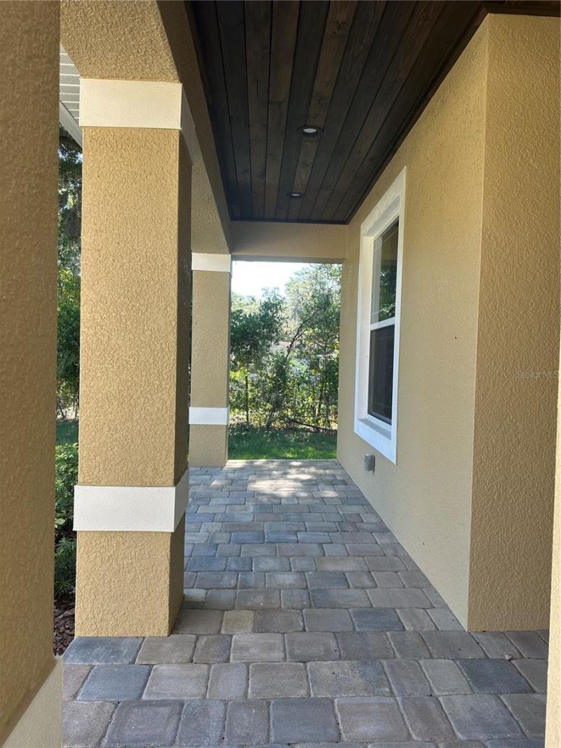 4011 Amber Road, Valrico, FL 33594 Photo