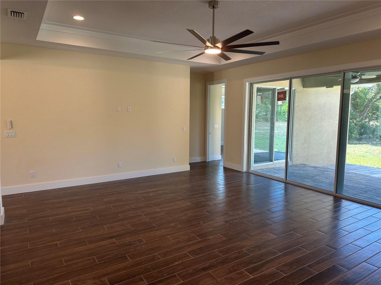 4011 Amber Road, Valrico, FL 33594 Photo