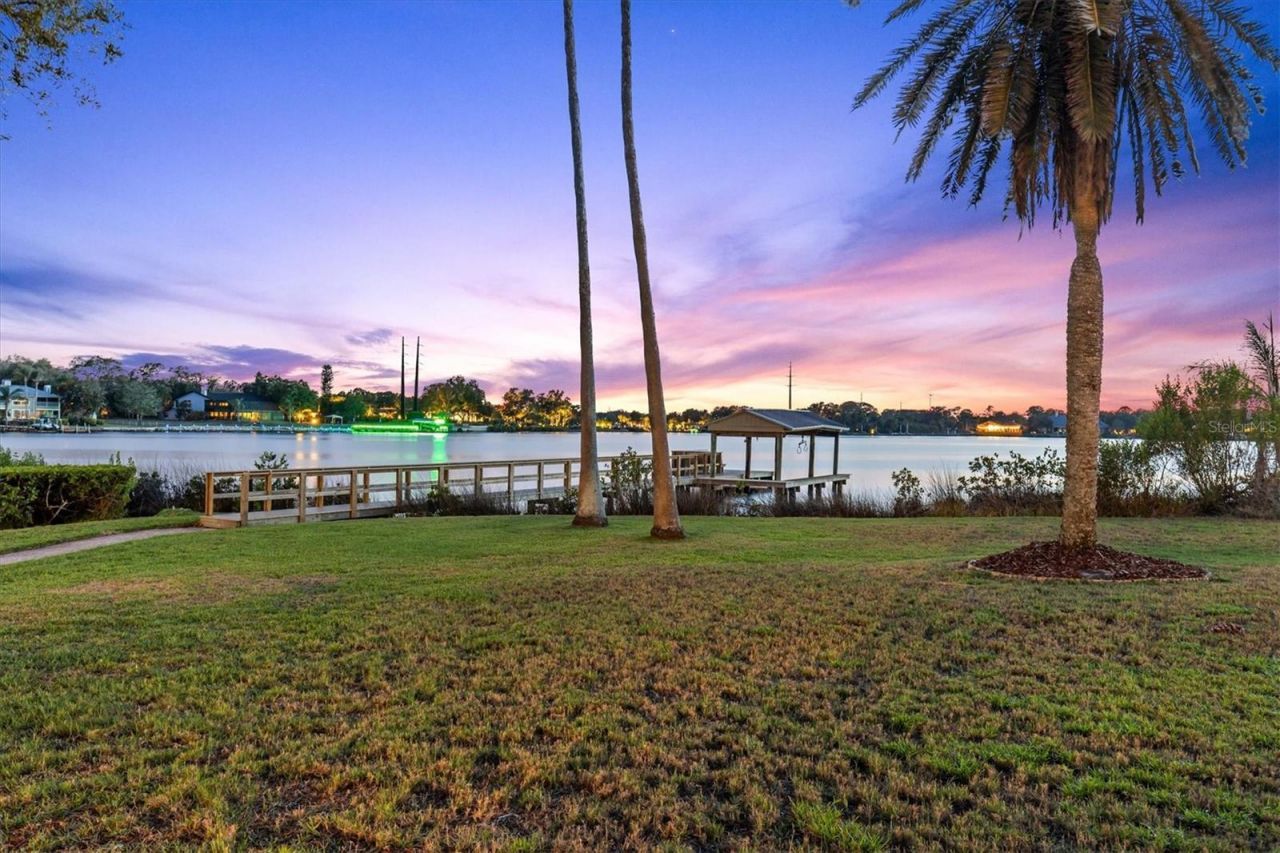 948 Riverside Ridge Road , Tarpon Springs, FL 34688 Photo