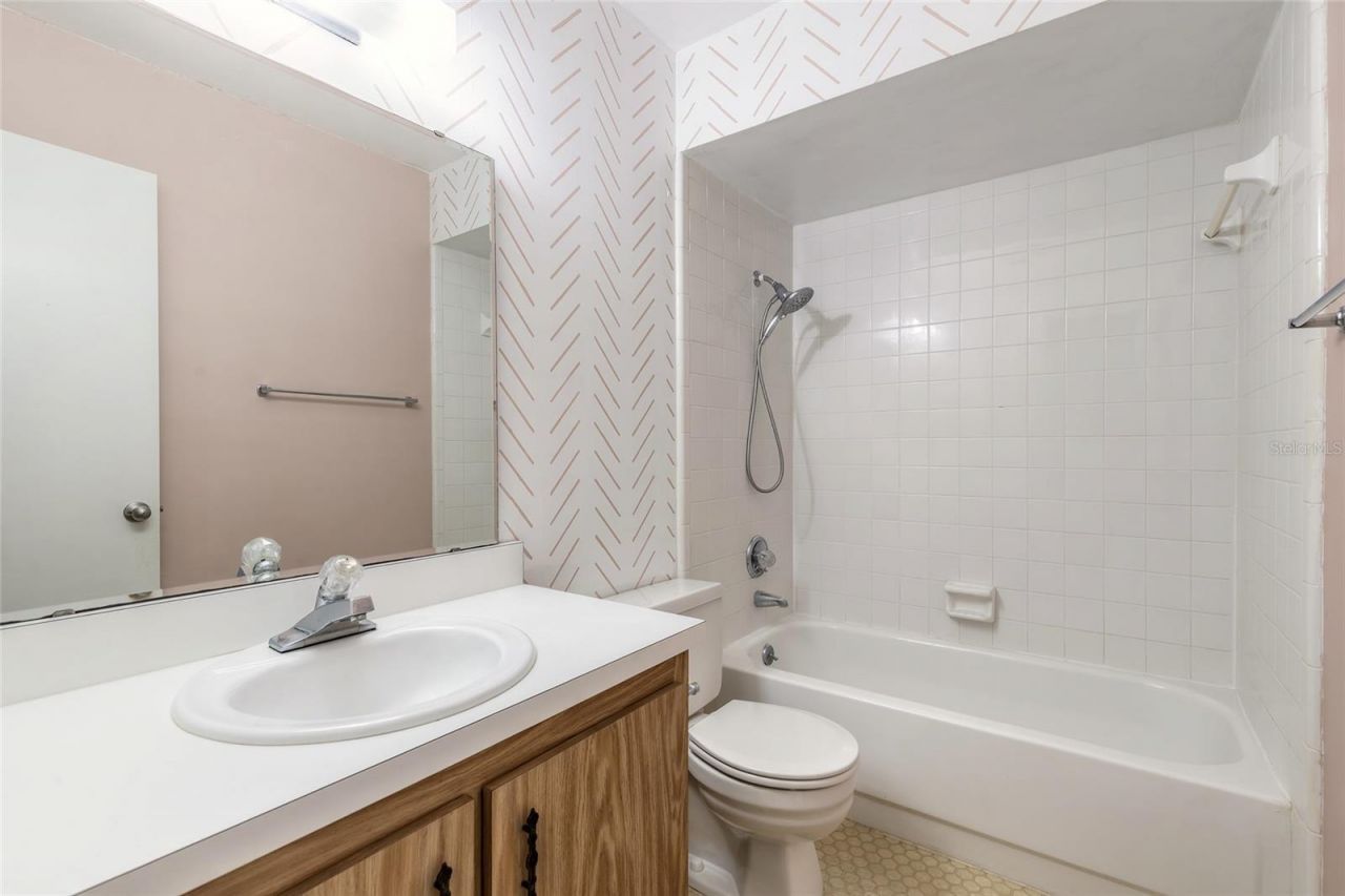 135 Club House Boulevard, Unit 135, New Smyrna Beach, FL 32168 Photo