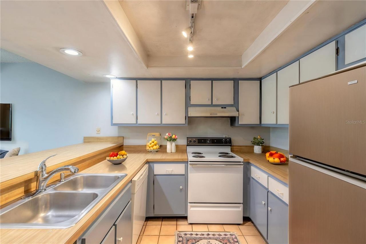 135 Club House Boulevard, Unit 135, New Smyrna Beach, FL 32168 Photo