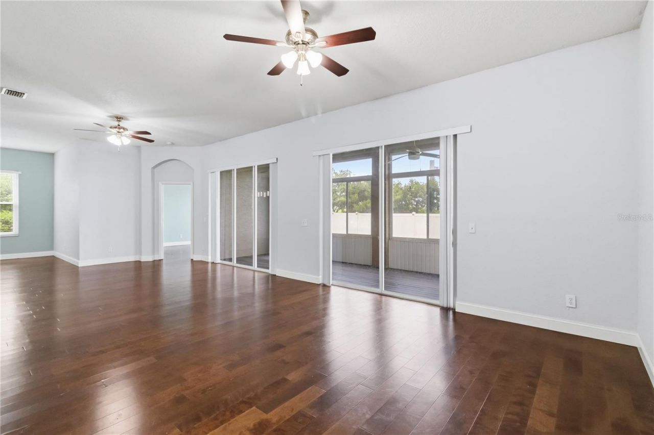 5104 52nd Avenue W, Bradenton, FL 34210 Photo