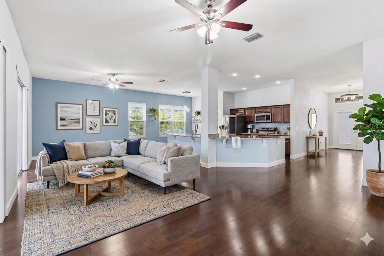 5104 52nd Avenue W, Bradenton, FL 34210 Photo