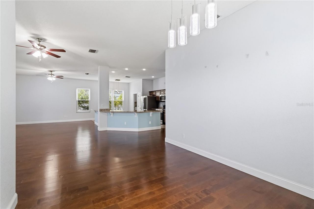 5104 52nd Avenue W, Bradenton, FL 34210 Photo