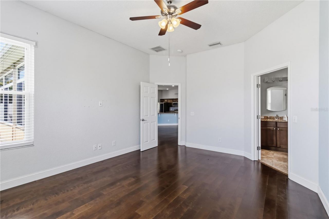 5104 52nd Avenue W, Bradenton, FL 34210 Photo