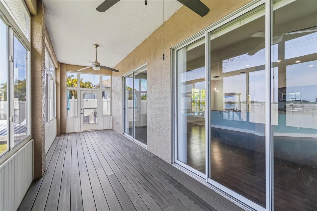 5104 52nd Avenue W, Bradenton, FL 34210 Photo