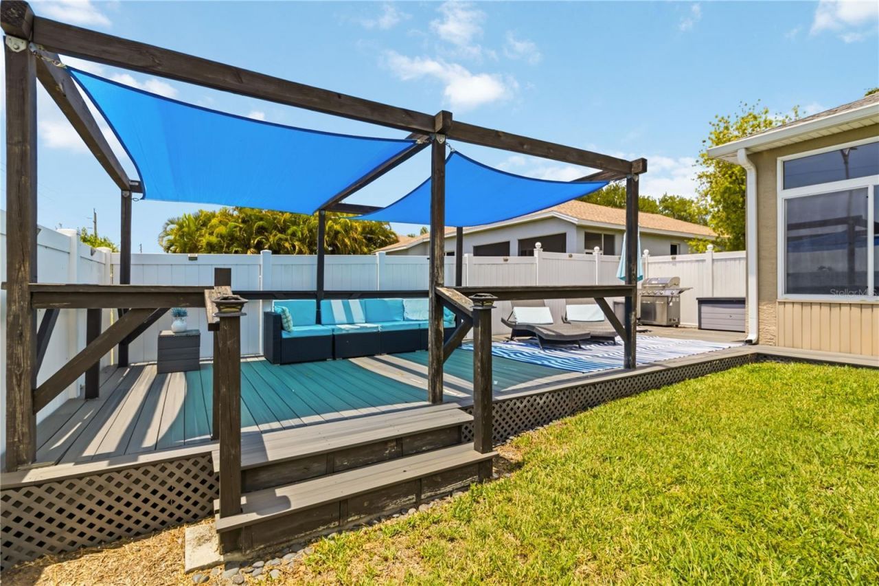 5104 52nd Avenue W, Bradenton, FL 34210 Photo