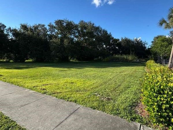 3627 MICHIGAN AVENUE , FORT MYERS, FL 33916