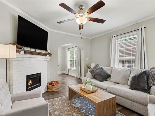 921 Pichard Street, Greensboro, NC 27401
