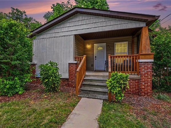921 Pichard Street, Greensboro, NC 27401