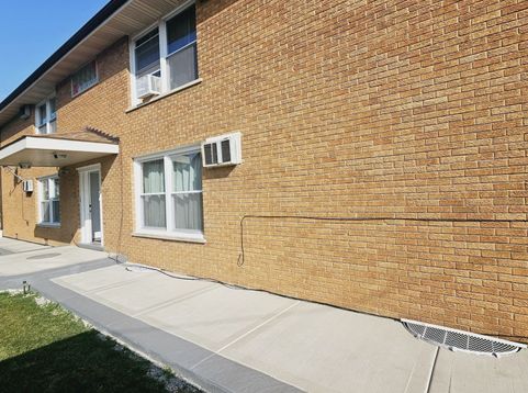 Main Photo