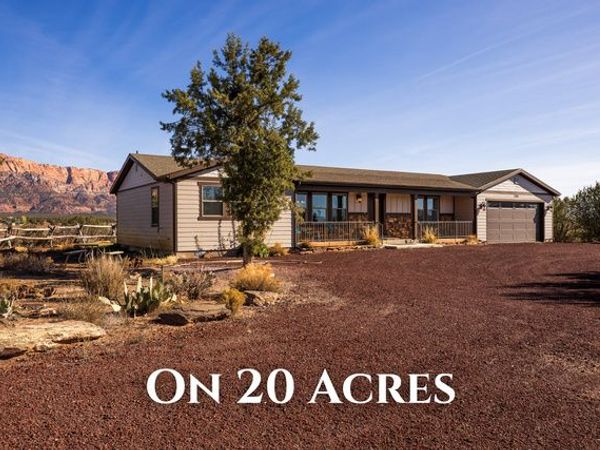 2591 S DESERT DR , Apple Valley, UT 84737