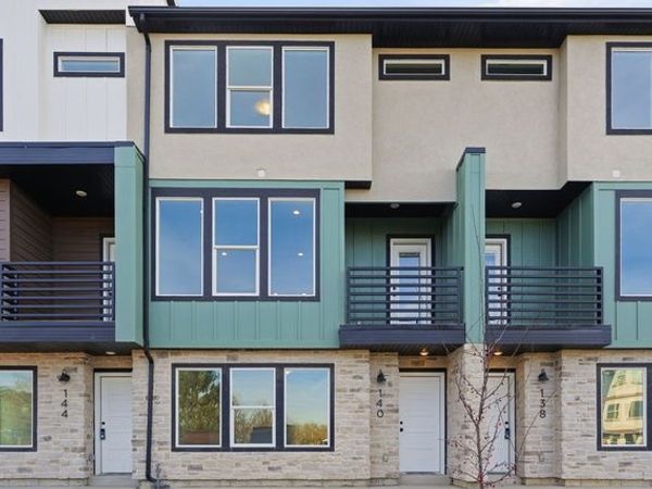 140 E CHAMBORD CT S, Sandy, UT 84070