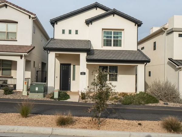 5664 CARNELIAN PARKYWAY, St. George, UT 84790