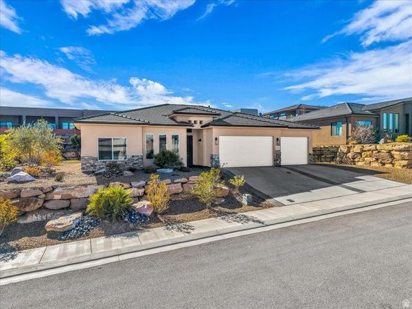 3015 W KARERSEE DR , St. George, UT 84770