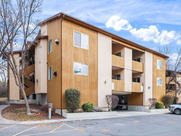 9153 S JEFFERSON PL , Sandy, UT 84070
