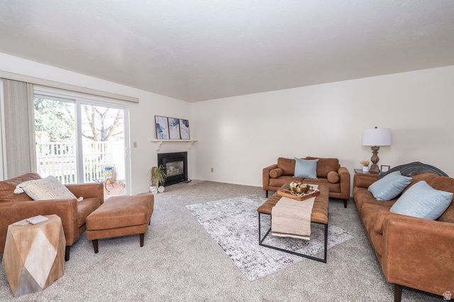 621 E Coachman Way , Riverdale, UT 84405 Main Photo