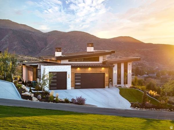 706 S NEBO CIR , Woodland Hills, UT 84653