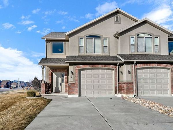 2243 N 225 E E, Unit 64, North Ogden, UT 84414