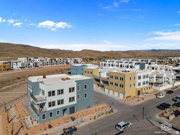 747 W PERIWINKLE LN, Unit 301, St. George, UT 84790