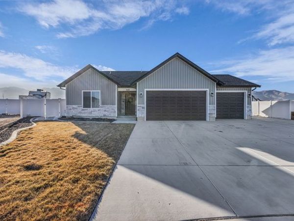 340 S AMBER FIELD DR , Grantsville, UT 84029