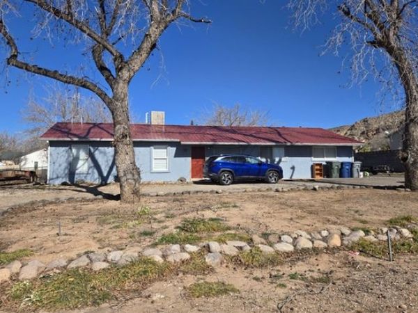 25 E 200 N, La Verkin, UT 84745
