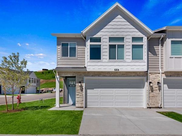 533 BLUE LAKE ST , Garden City, UT 84028