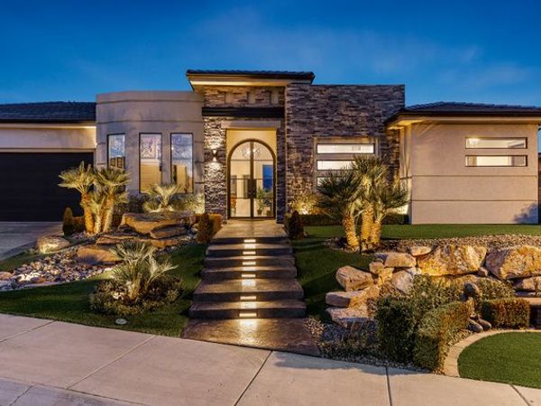 3022 W SESIA WAY, St. George, UT 84770