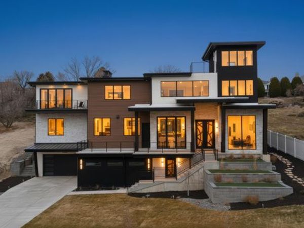 11606 S HALCOM DR, South Jordan, UT 84095