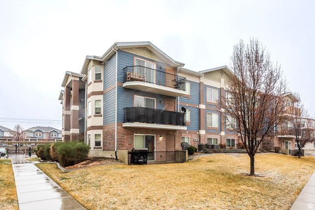 8278 S Resaca Dr, Unit L1, Sandy, UT 84070 Main Photo