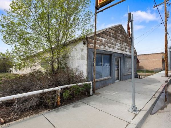 46 E MAIN ST , Wellington, UT 84542