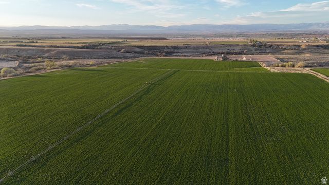 2084 W Mortensen Ln , Myton, UT 84052 Main Photo