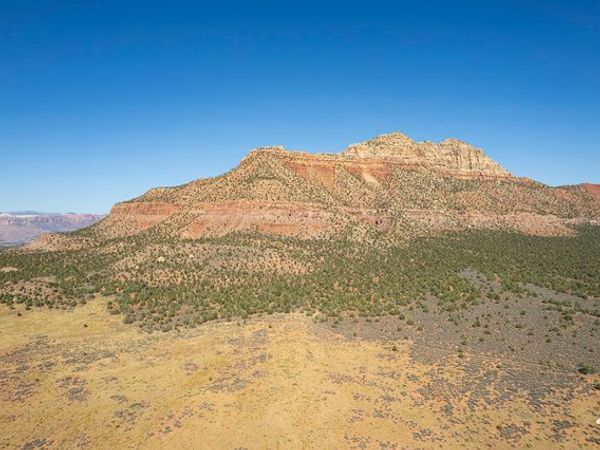 Apple Valley, UT 84737