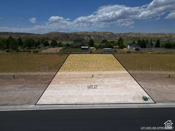 863 N 200 W, Unit 27, Mayfield, UT 84643