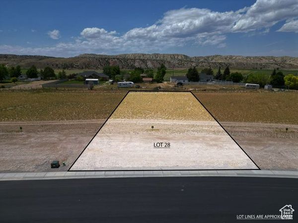 879 N 200 W, Unit 28, Mayfield, UT 84643