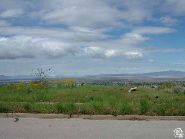 1342 E SKYLINE DR , Unit 30, Bountiful, UT 84010