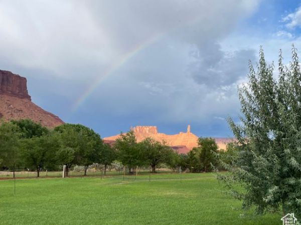 9 CHAMISA LN , Castle Valley, UT 84532