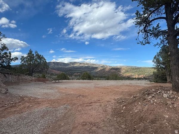 915 S STAGECOACH RD W, Unit 8, Fruitland, UT 84027