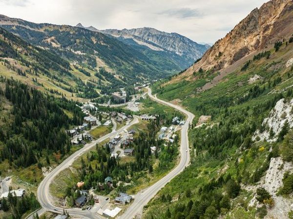 9876 E LITTLE COTTONWOOD CYN , Alta, UT 84092