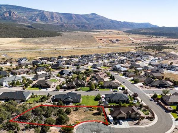 2077 S TALON CIR , Unit 77, Cedar City, UT 84720