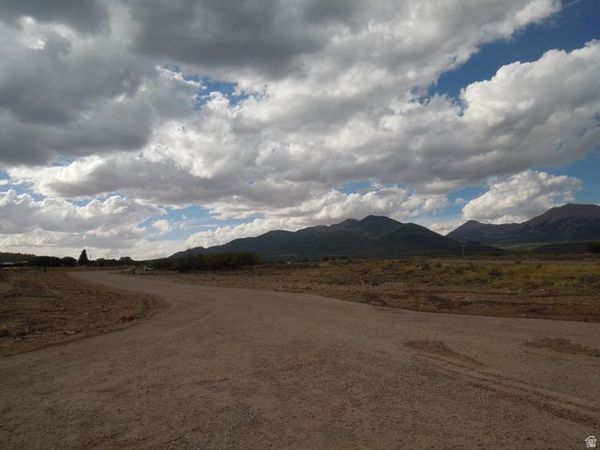 65 S STONE RD S, Unit 7, La Sal, UT 84530