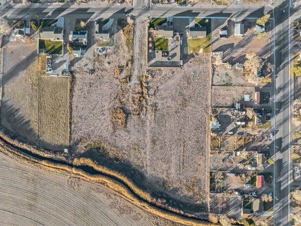 101 W 100 S, Elsinore, UT 84724