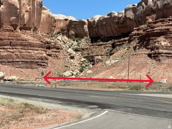 160 E MISSION RD , Bluff, UT 84512