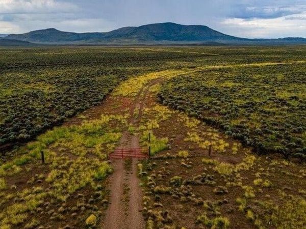 172 37.36 ACRES WELL SHARE & WATE , Beryl, UT 84714