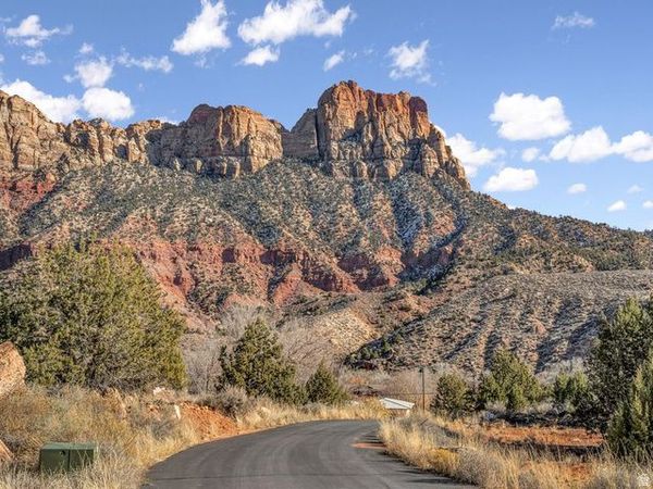 Springdale, UT 84767