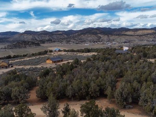 23 WHITE CLIFFS DR , Unit 23, Orderville, UT 84758