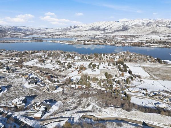 1316 S VIA MONACO DR. E, Unit 38, Huntsville, UT 84317