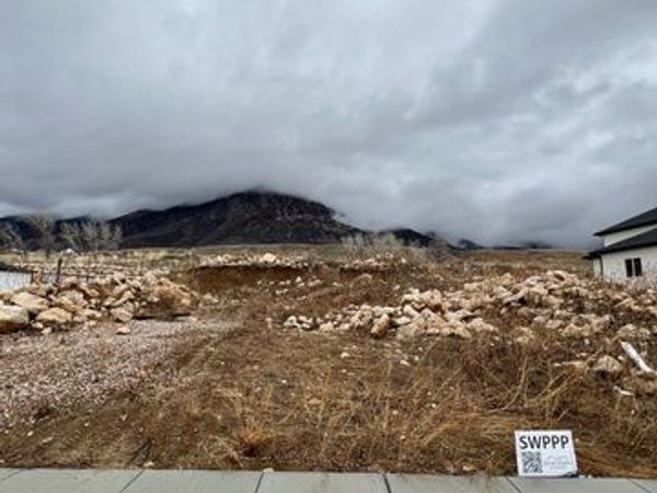 140 E 4100 N, Unit 140, North Ogden, UT 84414